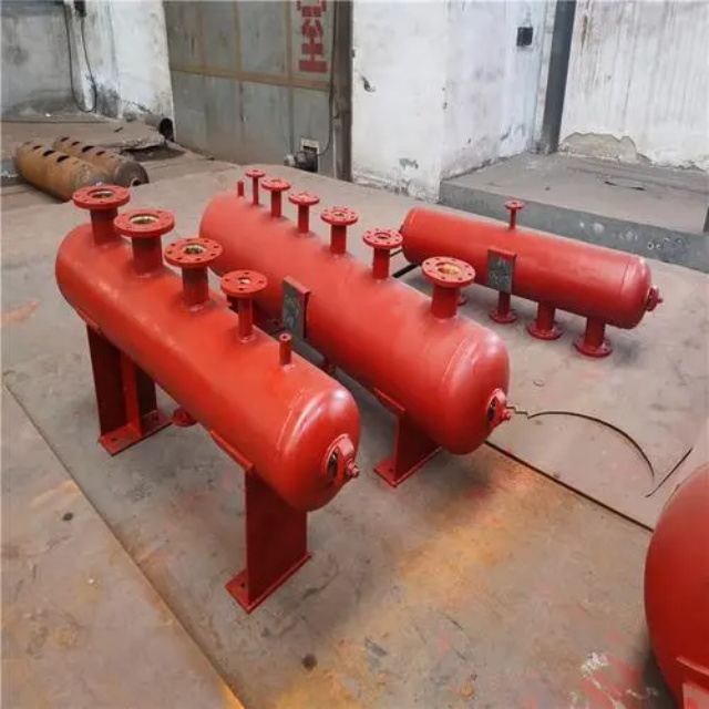桥西分集水器安装高度